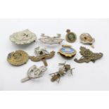 10 x Assorted Vintage MILITARY Cap Badges Inc Women's Land Army, Lancers Etc