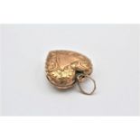9ct gold back & front antique etched heart locket (2g)