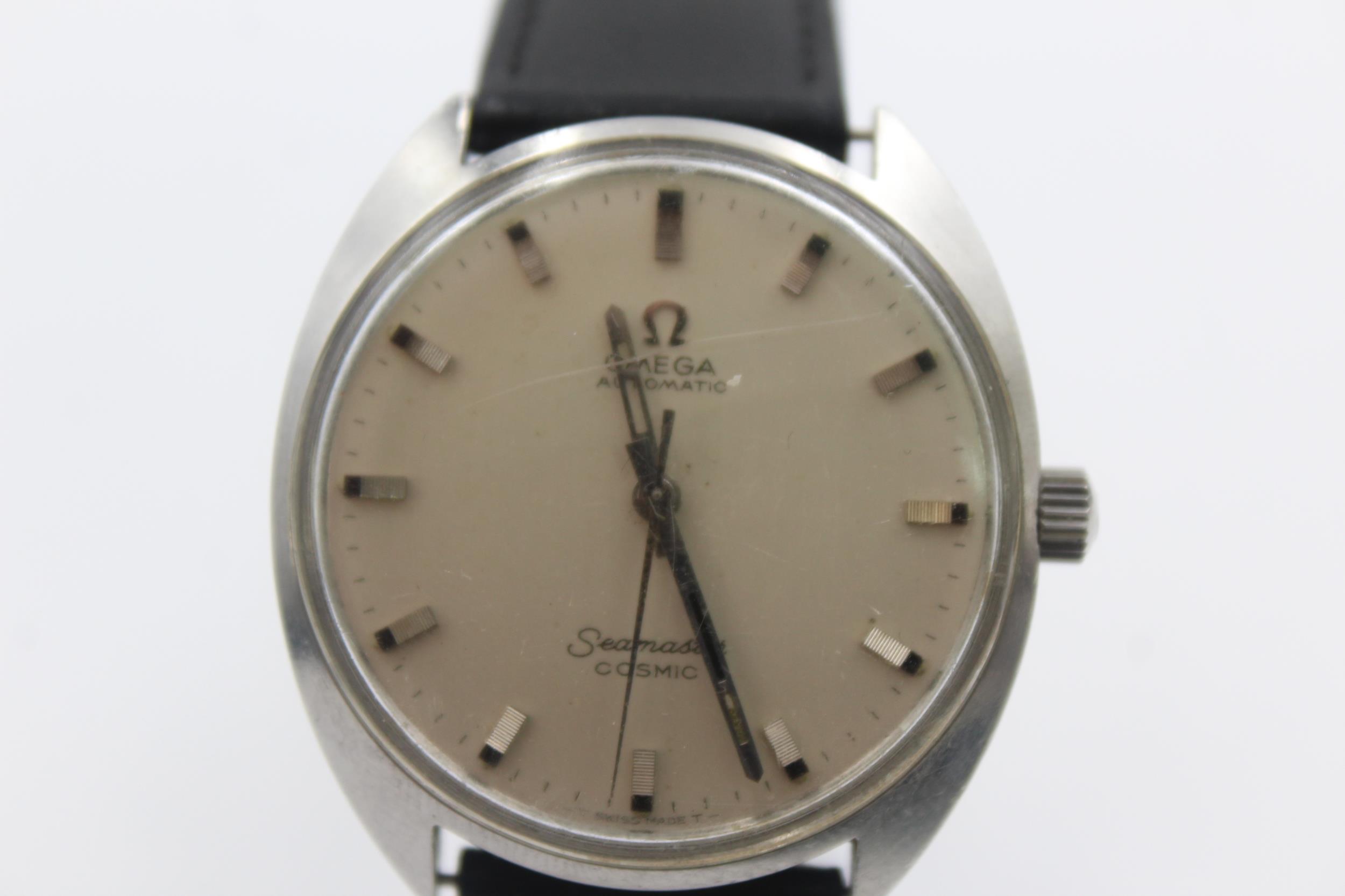 Vintage Gents OMEGA Seamaster Cosmic Wristwatch Hand wind WORKING Ref 165026 - Image 2 of 5