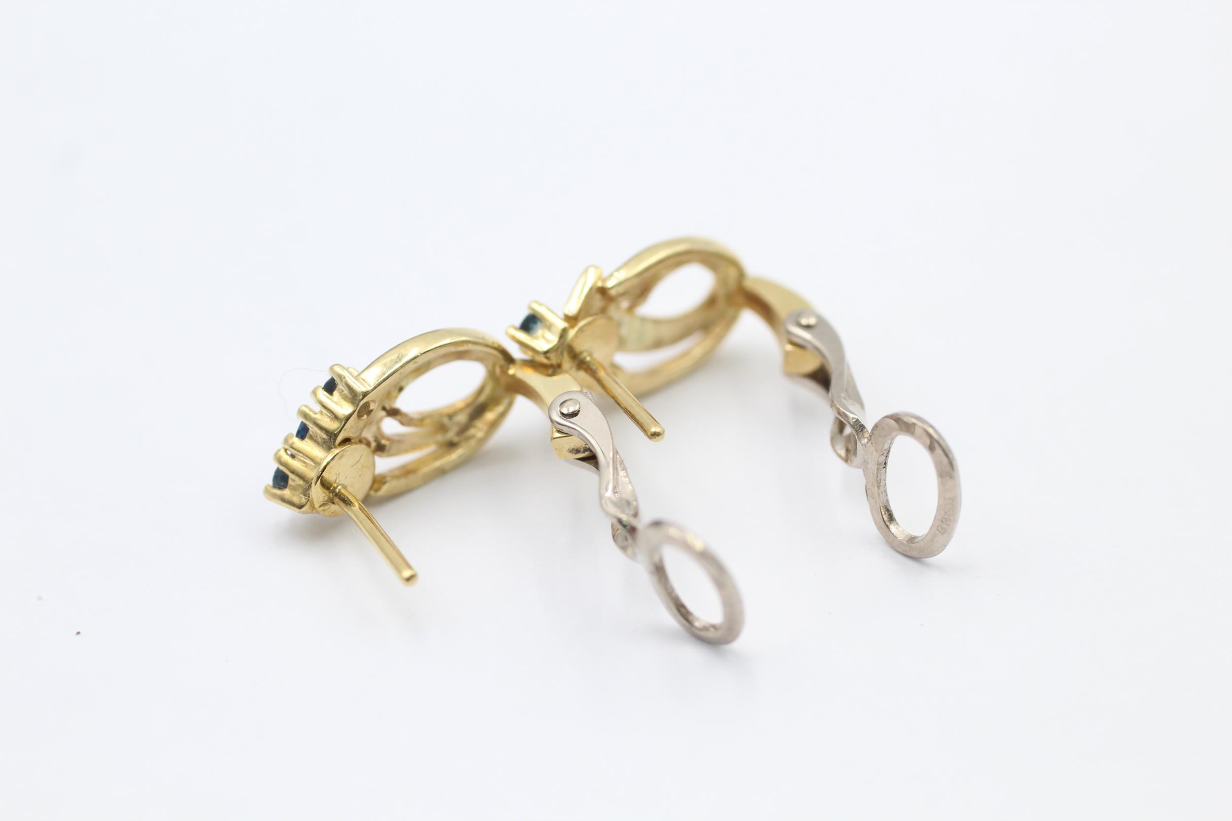 18ct yellow & white gold sapphire and diamond French clip knot earrings (5.1g) Size - Image 4 of 5