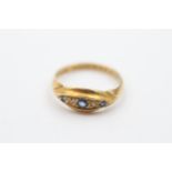 18ct gold antique sapphire and old cut diamond ring (3.5g) Size P