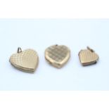 3 x 9ct back & front gold vintage etched heart lockets (10.3g) Size