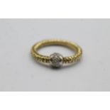 18ct gold diamond dress ring with fancy rope band (2.1g) Size N