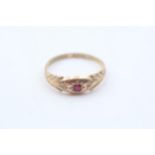 9ct rose gold antique ruby and diamond set gypsy ring - size p (1.5g)