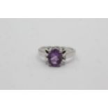 9ct white gold amethyst solitaire ring (3.1g) Size N