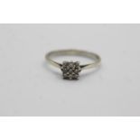 9ct white gold diamond cluster ring (2.5g) Size S