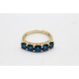 9ct gold blue tourmaline five stone dress ring (3.2g) Size M
