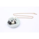 14ct gold jade, mother of pearl & onyx panda pendant necklace (24.8g)