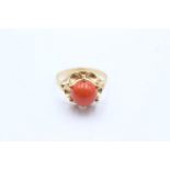 14ct gold cathedral set coral bead dress ring - size o1/2 (2.8g)