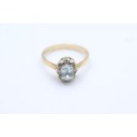 9ct gold vintage aquamarine and diamond set cluster ring - size n (2.6g)