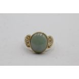 14ct gold vintage jade cabochon set dress ring - size m (3.5g)