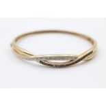 9ct gold sapphire & diamond twist band round bangle (10.5g)