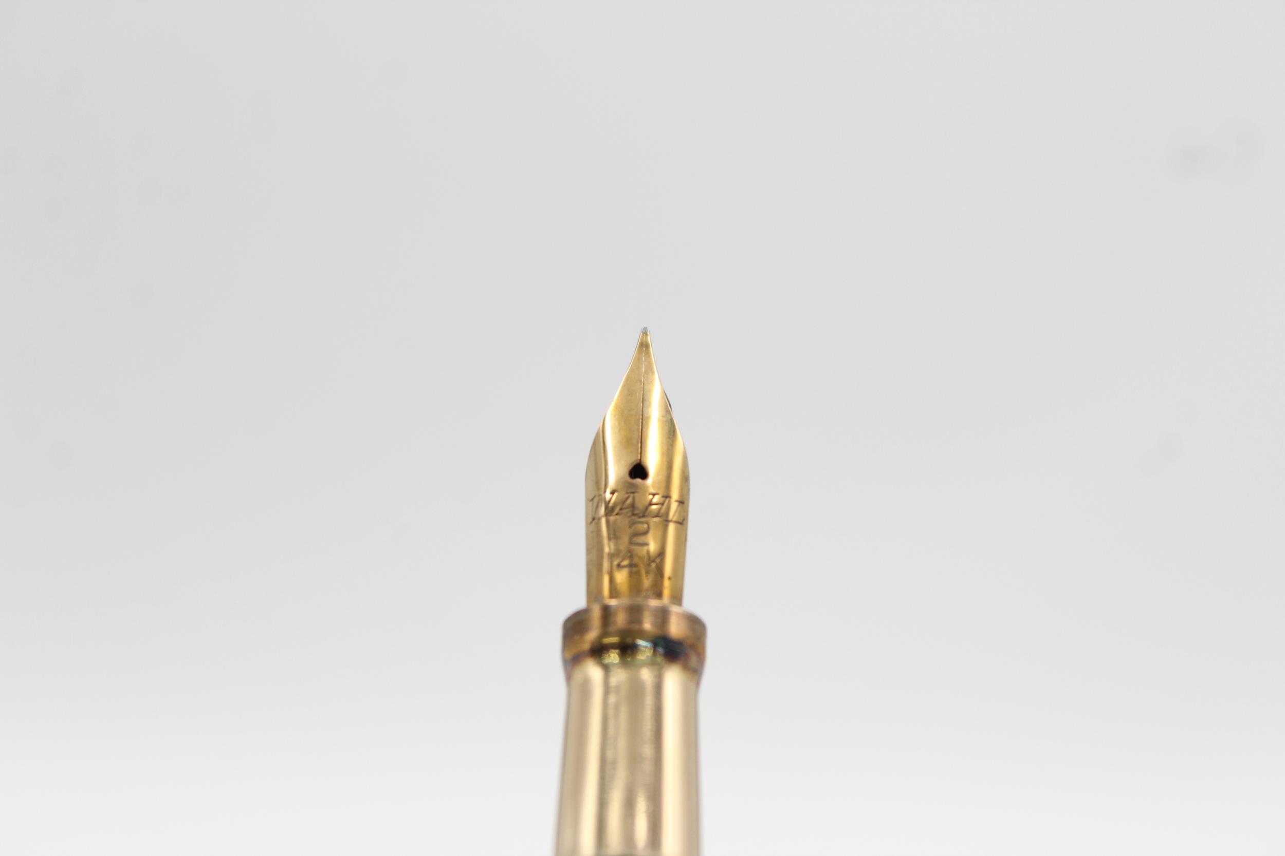 Vintage WAHL EVERSHARP Gold Filled FOUNTAIN PEN w/ 14ct Gold Nib WRITING (17g) // Vintage WAHL - Image 2 of 5