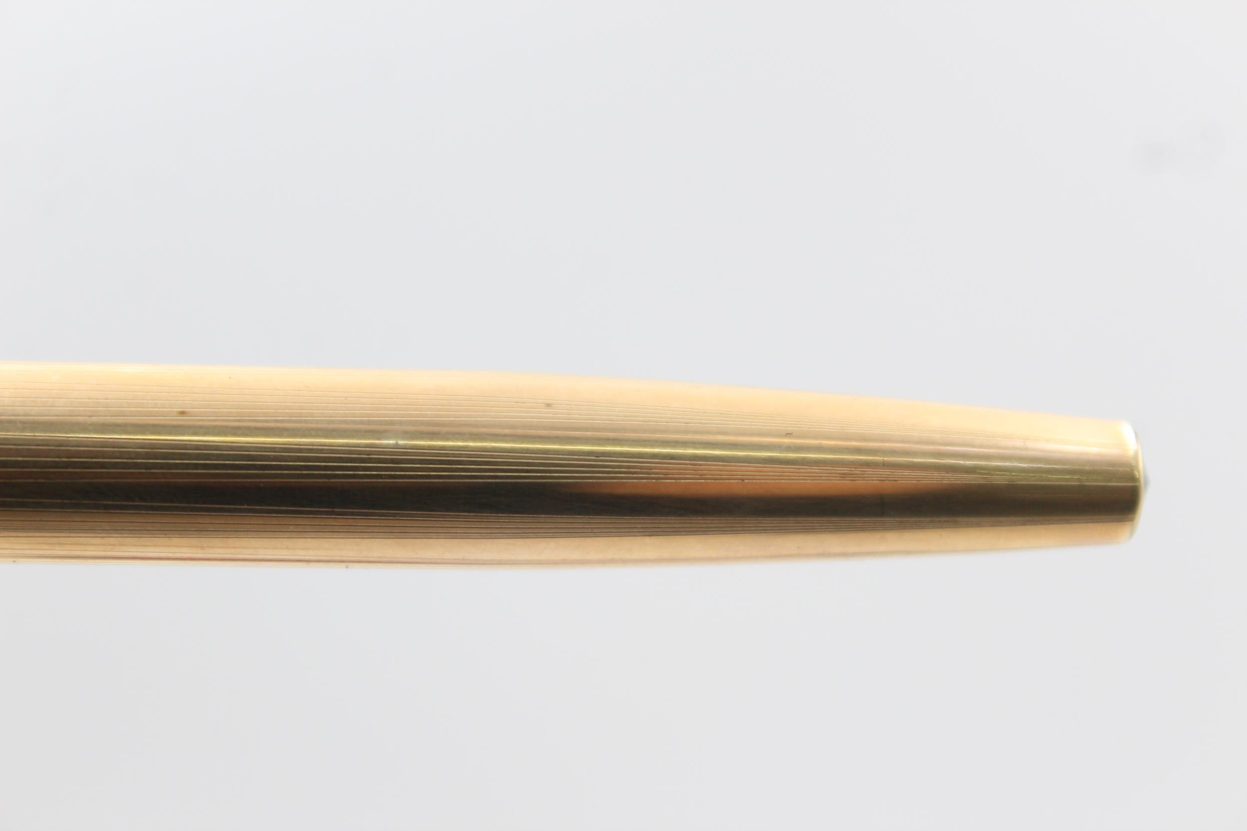 Vintage PARKER Lady Gold Plate FOUNTAIN PEN w/ 14ct Gold Nib WRITING Boxed 19g // Vintage PARKER - Image 4 of 6