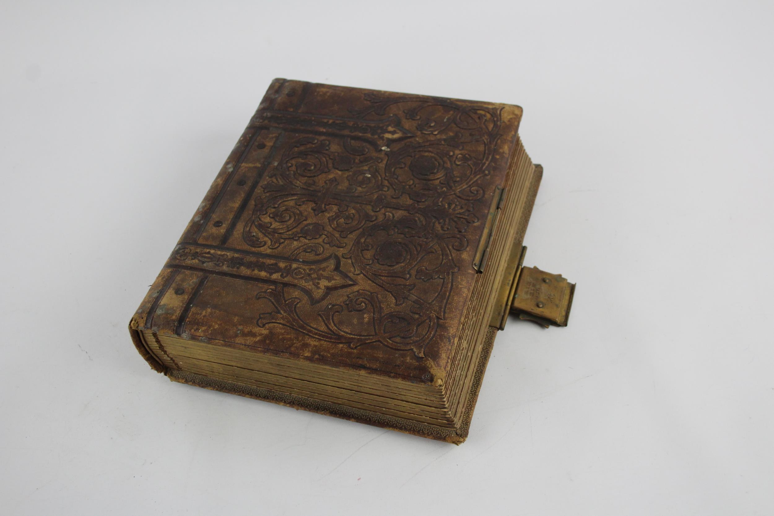 Antique Embossed Leather PHOTO ALBUM c. 1877 w/ White Metal Clasp & Photographs // Approx - Image 5 of 5