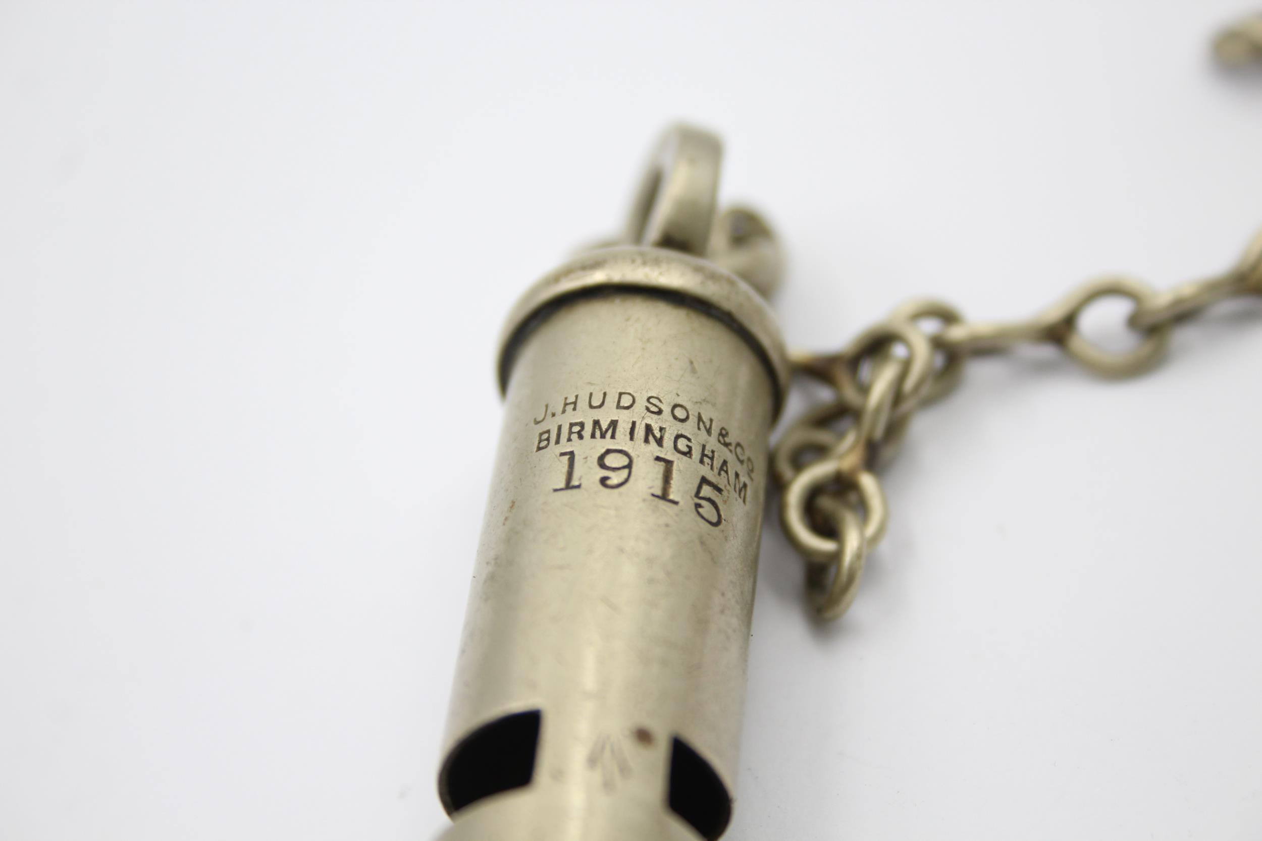 WW1 British Military Trench Whistle & Chain Marked 1915 w/ Broad Arrow Mark // WW1 British - Image 2 of 4