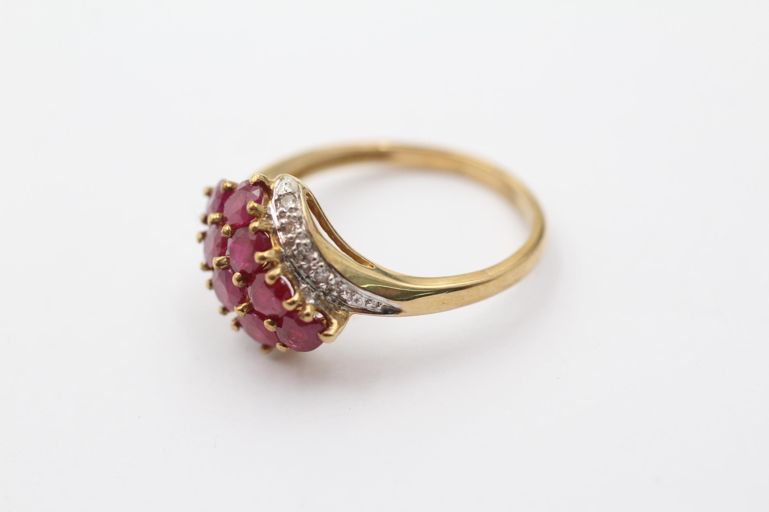 9ct Gold Diamond & Ruby Dress Ring (2.6g) Size N 1/2 - Image 2 of 4