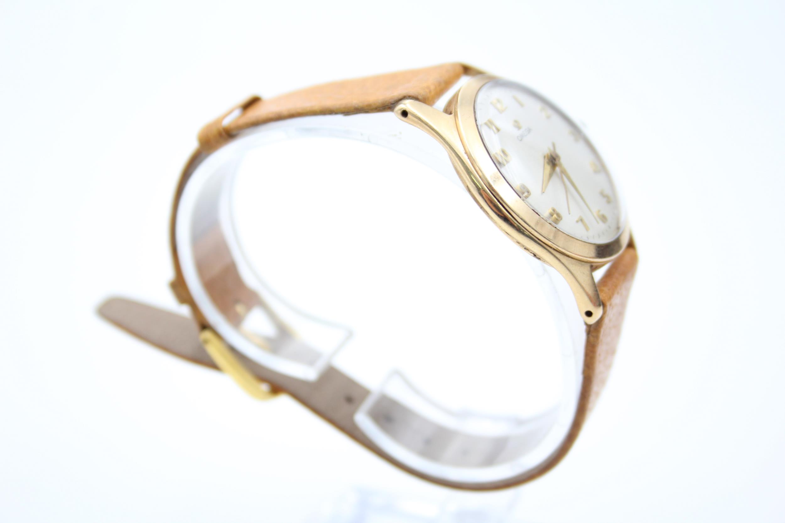 Vintage Gents OMEGA 9ct gold Wristwatch Handwind WORKING // Vintage OMEGA 9ct Gold Wristwatch - Image 5 of 6