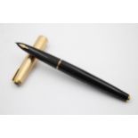 CHALK MARKED Vintage PARKER 61 Black FOUNTAIN PEN w/ Gold Plate Nib WRITING CHALK MARKED Vintage