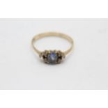9ct gold diamond & sapphire seven stone ring (2.3g) size U