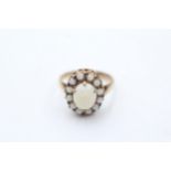 9ct gold antique opal cluster ring (3.2g) Size L