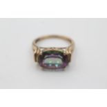 9ct gold mystic topaz solitaire dress ring (4.1g) Size O + 1/2