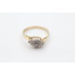 9ct gold diamond cluster dress ring (2g) Size K