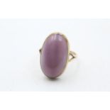 9ct gold purple paste single stone ring (6.4g) Size R