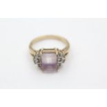 9ct gold amethyst & white gemstone dress ring (4.3g) Size O