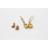 2 X 9ct Gold Paired Gemstone Earrings Inc. Citrine & Yellow Gemstone (2.1g)