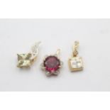 3 X 9ct Gold Gemstone & Diamond Set Pendants Inc. Garnet & Kyanite (3.9g)