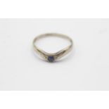 9ct Gold Sapphire Wishbone Ring (1.5g)Size R