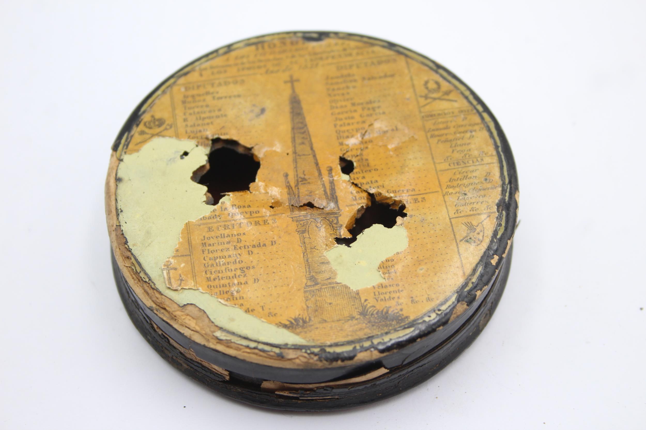 Antique Early 19th Century French Papier Mache SNUFF BOX // Diameter: 9cm Items are in antique - Image 5 of 5