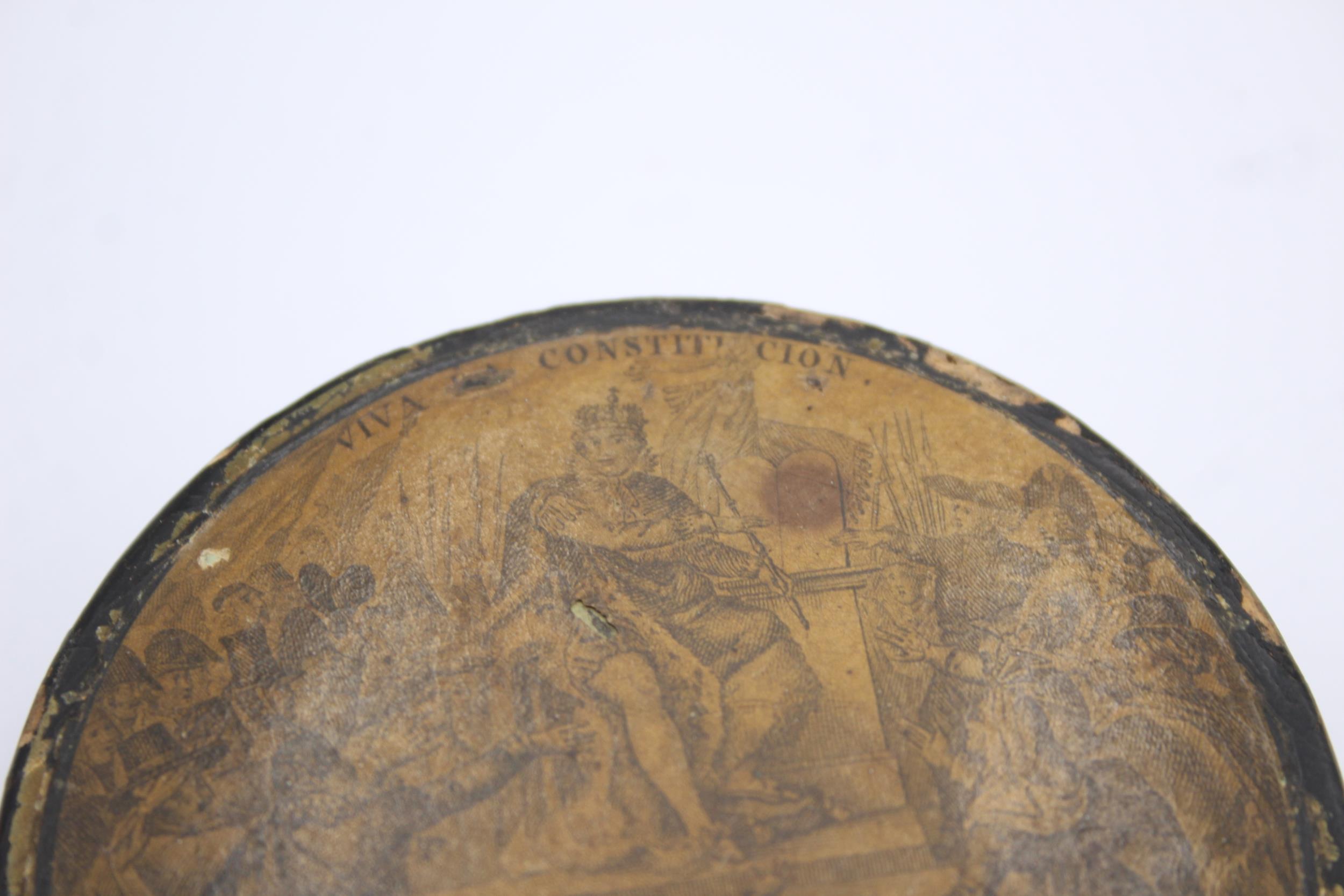 Antique Early 19th Century French Papier Mache SNUFF BOX // Diameter: 9cm Items are in antique - Image 2 of 5