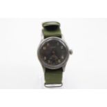 Vintage Gents NISUS DH German Army WW2 Issued Wristwatch WORKING // Vintage Gents NISUS DH German