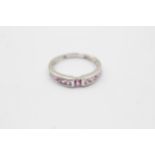 9ct White Gold Pink Sapphire Solitaire Shoulder Set Ring (1.5g) Size J 1/2