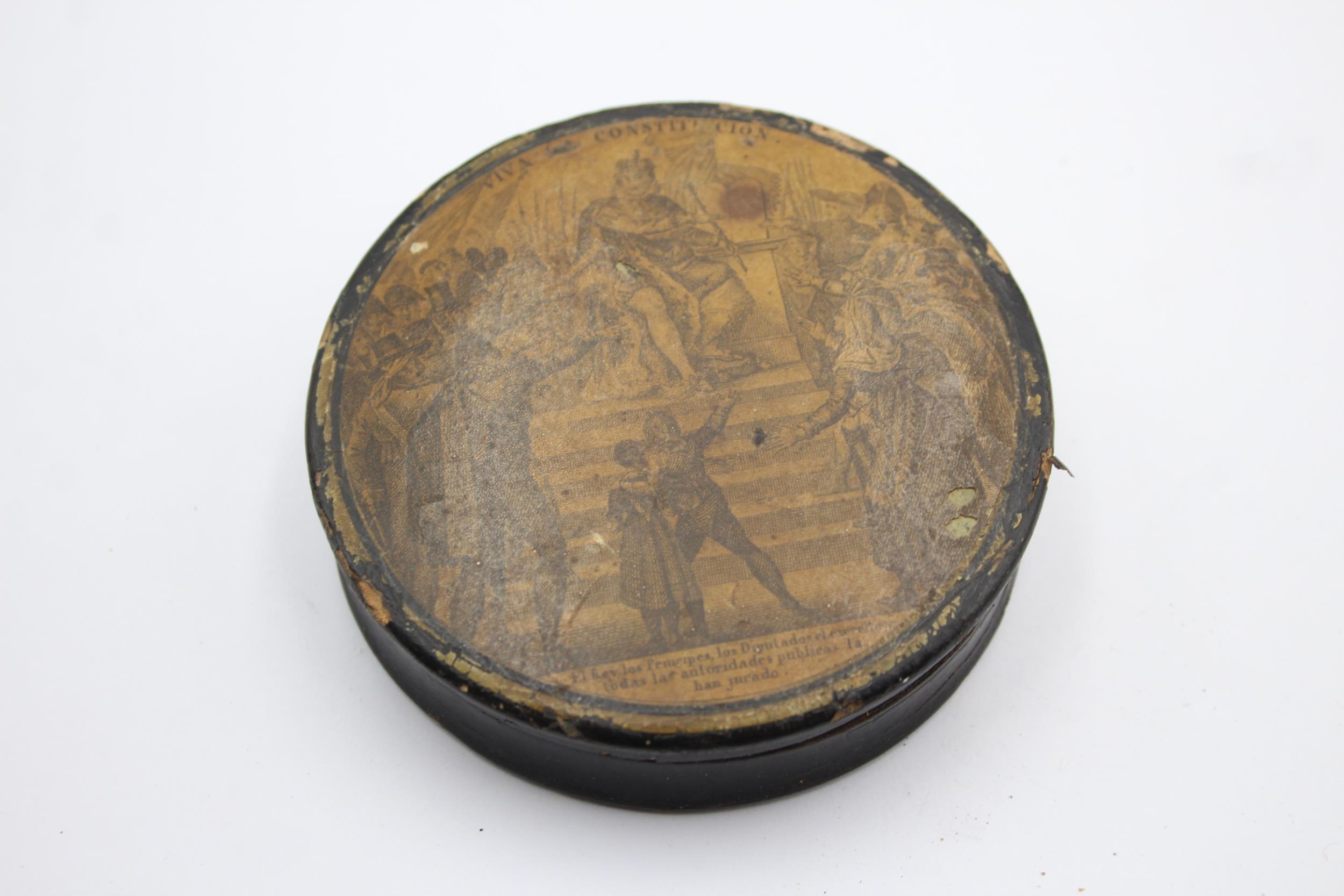 Antique Early 19th Century French Papier Mache SNUFF BOX // Diameter: 9cm Items are in antique
