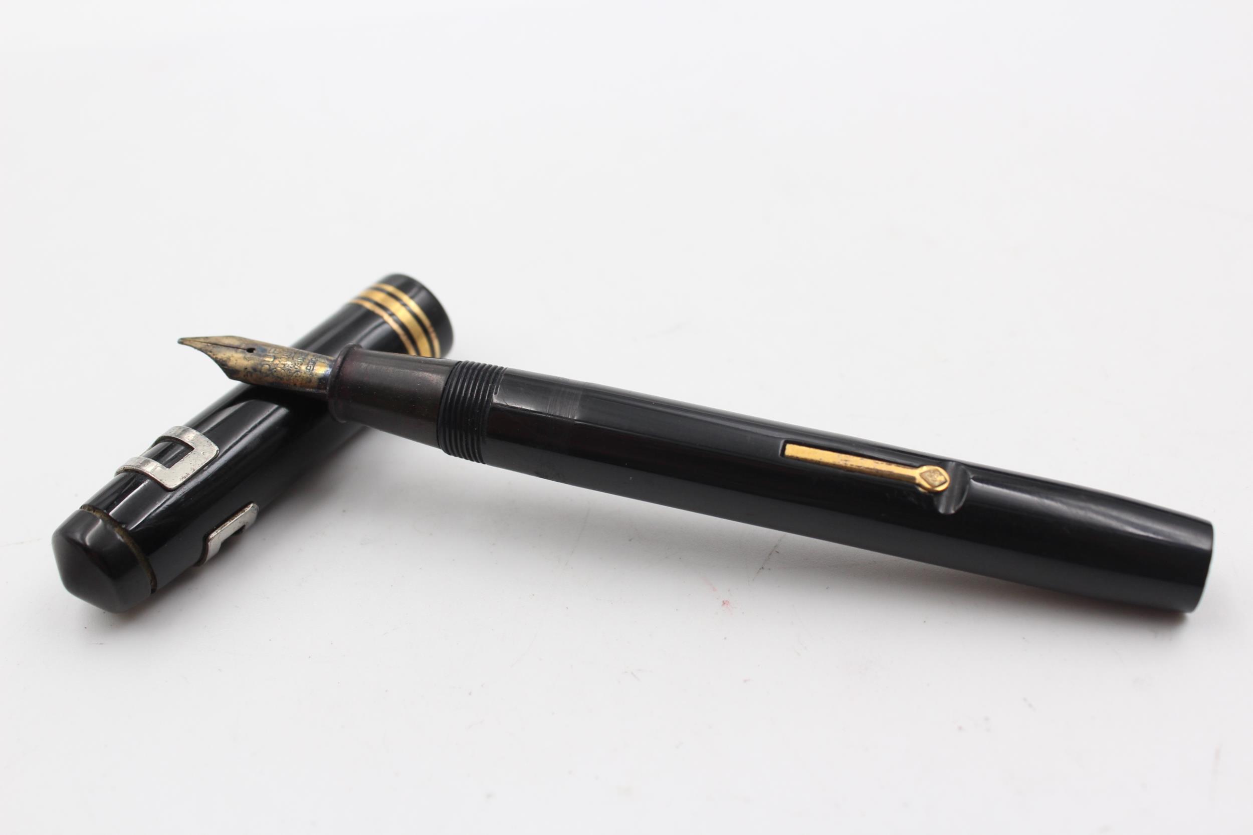 Vintage CONWAY STEWART The Conway Stewart No.55 Black Fountain Pen WRITING