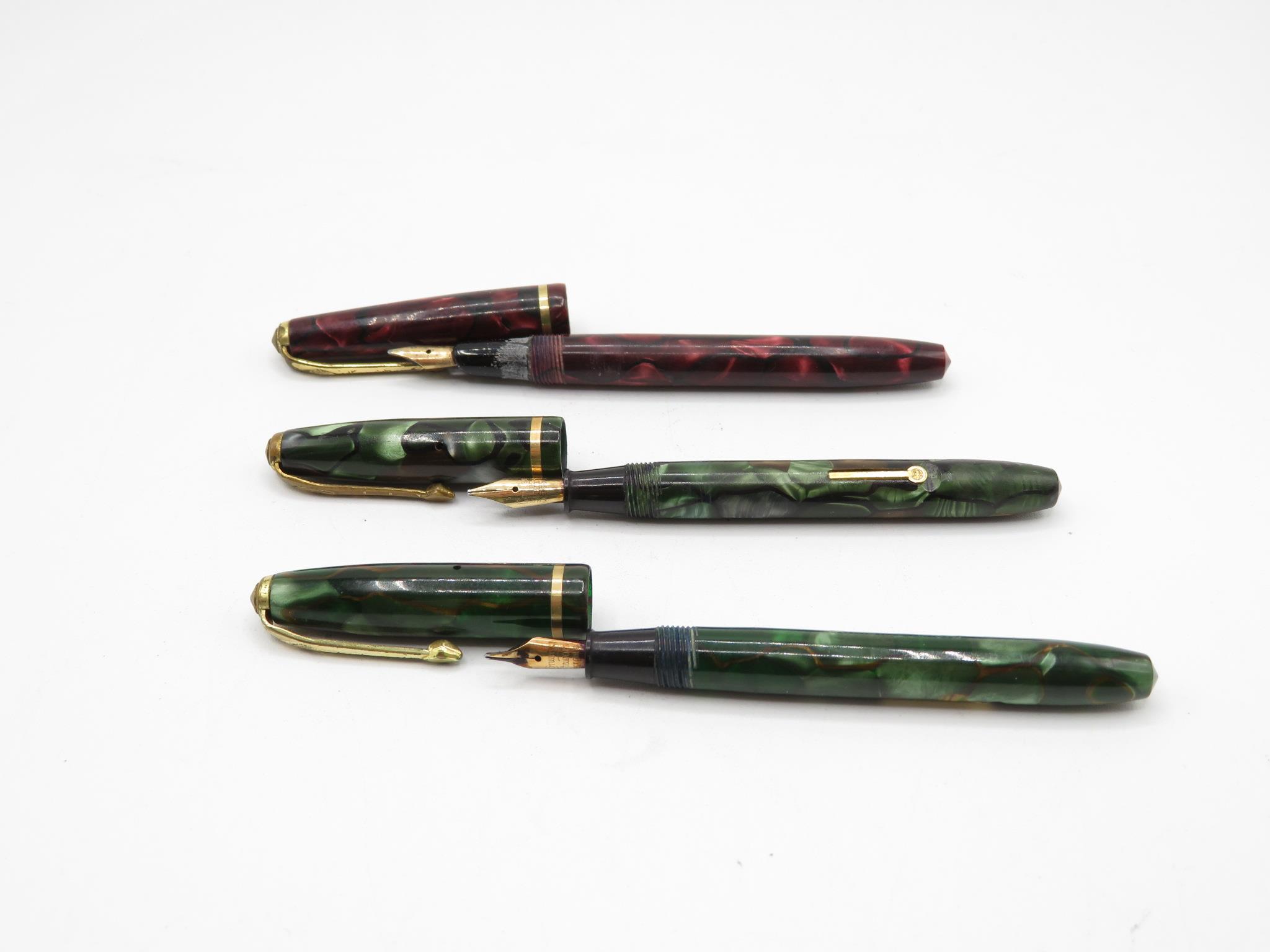 3 x Vintage CONWAY STEWART Dinkie Fountain Pens w/ 14ct Gold Nibs WRITING - Image 2 of 2