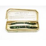 Vintage CONWAY STEWART Dinkie 550 Green FOUNTAIN PEN w/ 14ct Gold Nib, Pencil