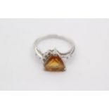 9ct White Gold Diamond And Citrine Trillion Solitaire Set Ring (3g) Size N