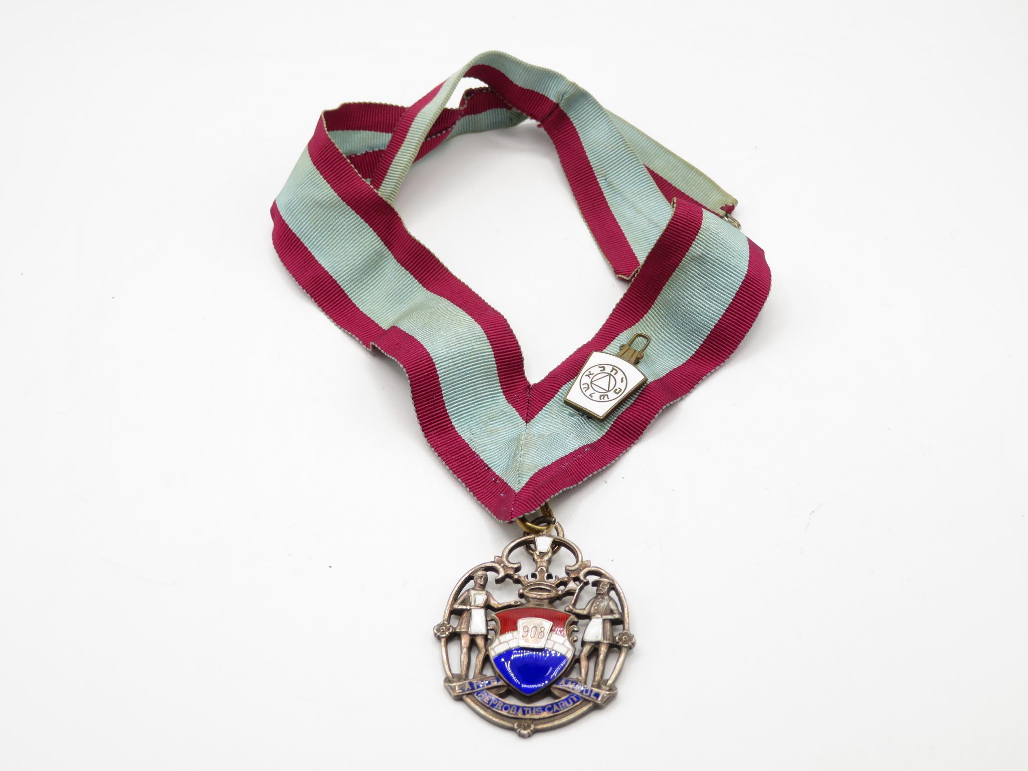 Silver and enamel Masonic regalia with sash band 42g