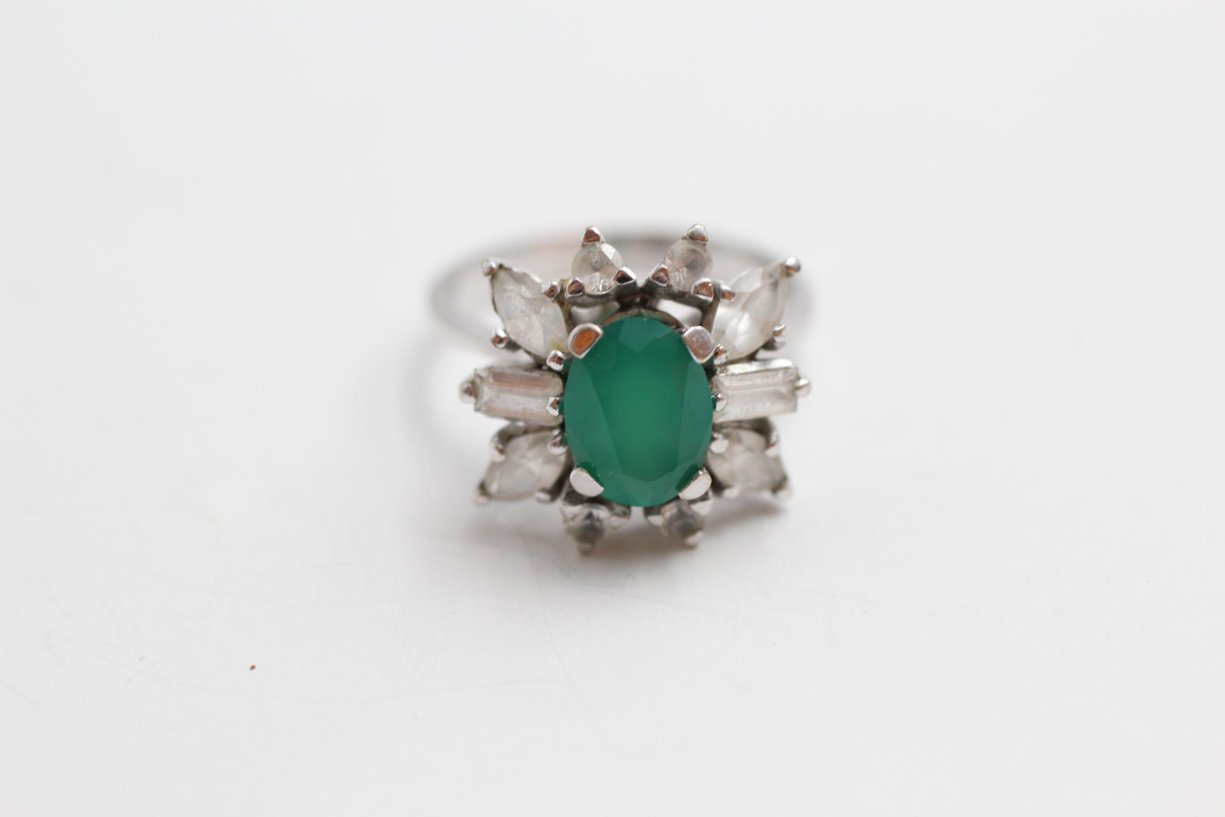 18ct white gold ring with emeralds and CZ stones. Size I + 1/2