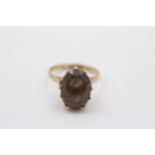 9ct gold vintage smokey quartz set cocktail ring (3.5g) Size N