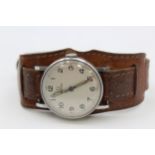 Vintage Gents OMEGA Military Style WRISTWATCH Hand-Wind WORKING // Vintage Gents OMEGA Military