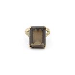 9ct Gold Smoky Quartz Single Stone Cocktail Ring (4.8g) Size R