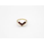 9ct Gold Purple Gemstone Chevon Ring (3.3g) Size L