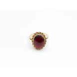 9ct Gold Red Paste Single Stone Ring (3.6g) Size L.5
