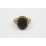 14ct Gold Bloodstone Signet Ring (5.2g) size M