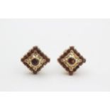 14ct Gold Garnet Stud Earrings (4.6g)